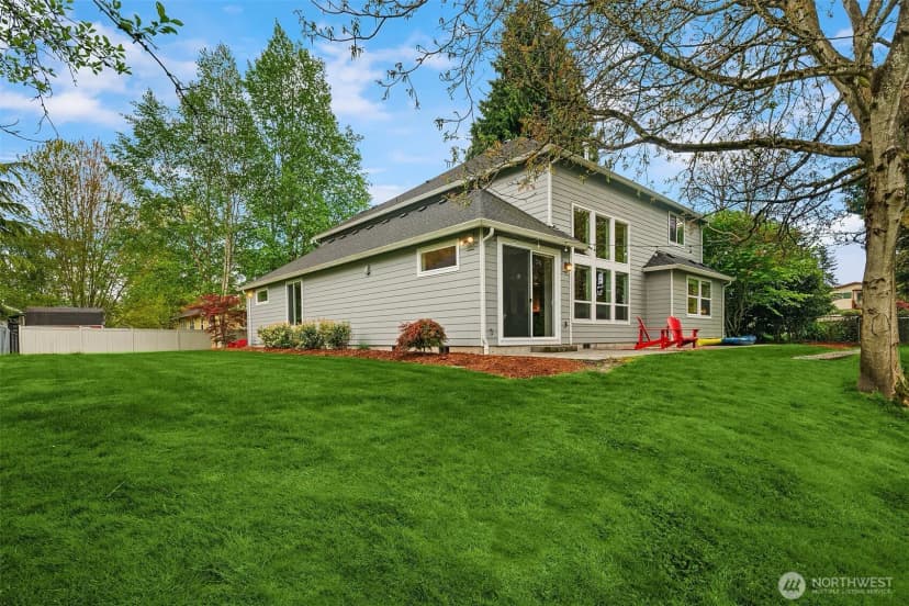 Property photo for 13041 56th Avenue S, Tukwila photo 34