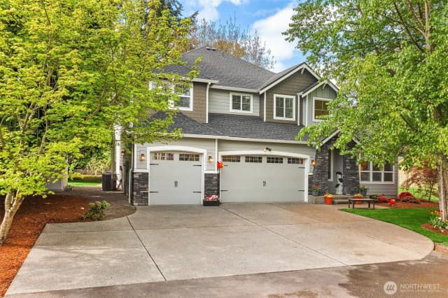 Property photo for 13041 56th Avenue S, Tukwila photo 4