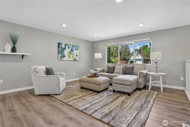Property photo for 22719 1st Place W, Bothell photo 4