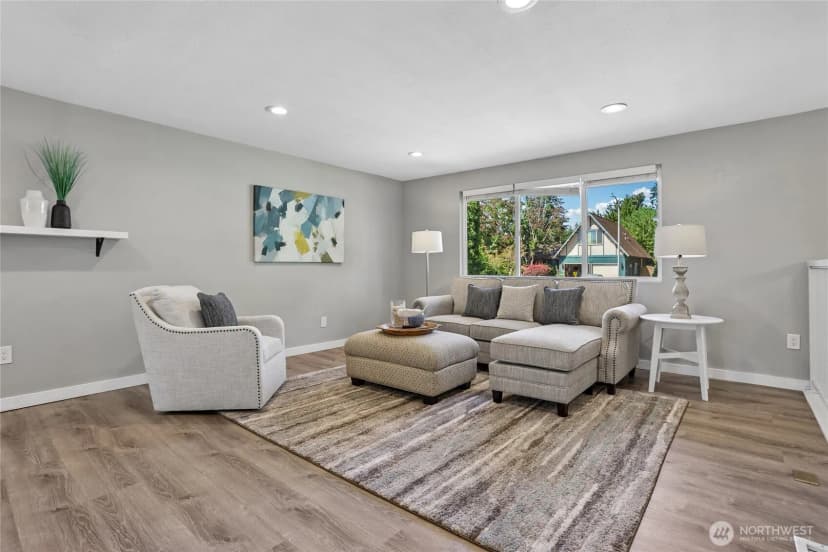 Property photo for 22719 1st Place W, Bothell photo 4