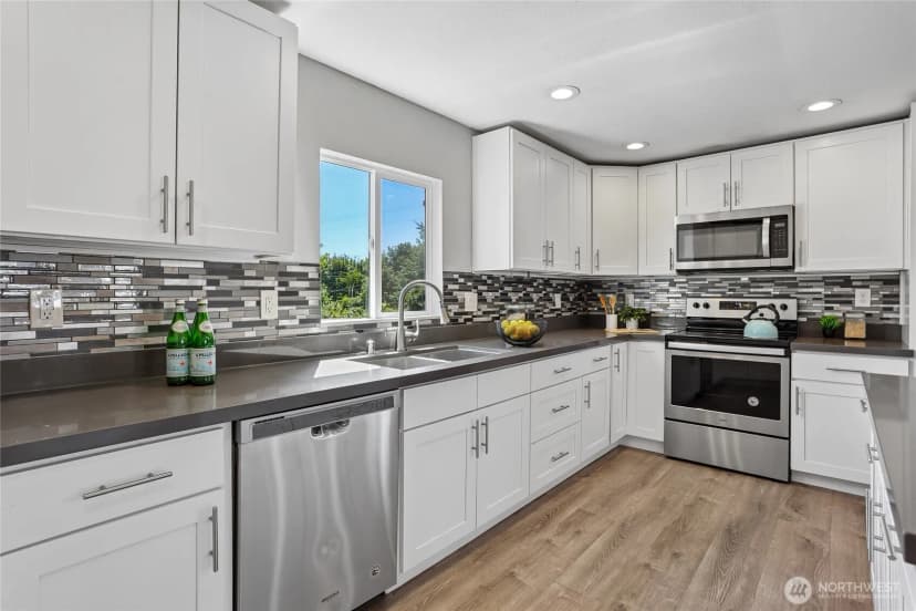 Property photo for 22719 1st Place W, Bothell photo 11