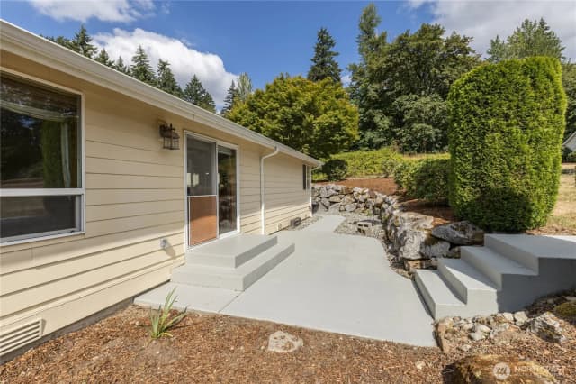Property photo for 29606 148th Avenue Se, Kent photo 4
