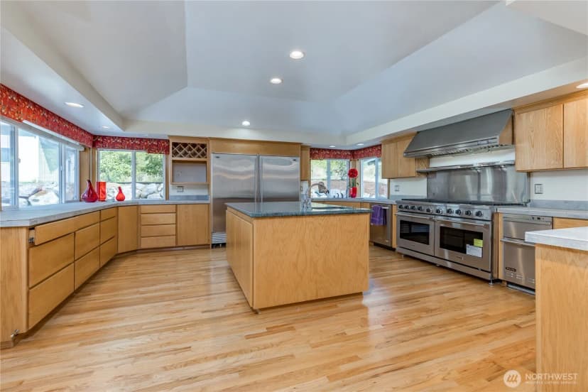 Property photo for 29606 148th Avenue Se, Kent photo 11