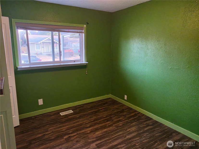 Property photo for 225 14th Street Se, Auburn photo 15