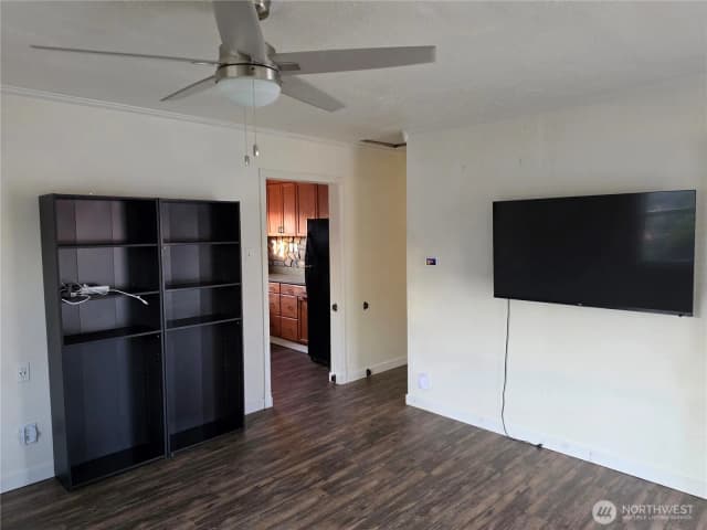 Property photo for 225 14th Street Se, Auburn photo 3