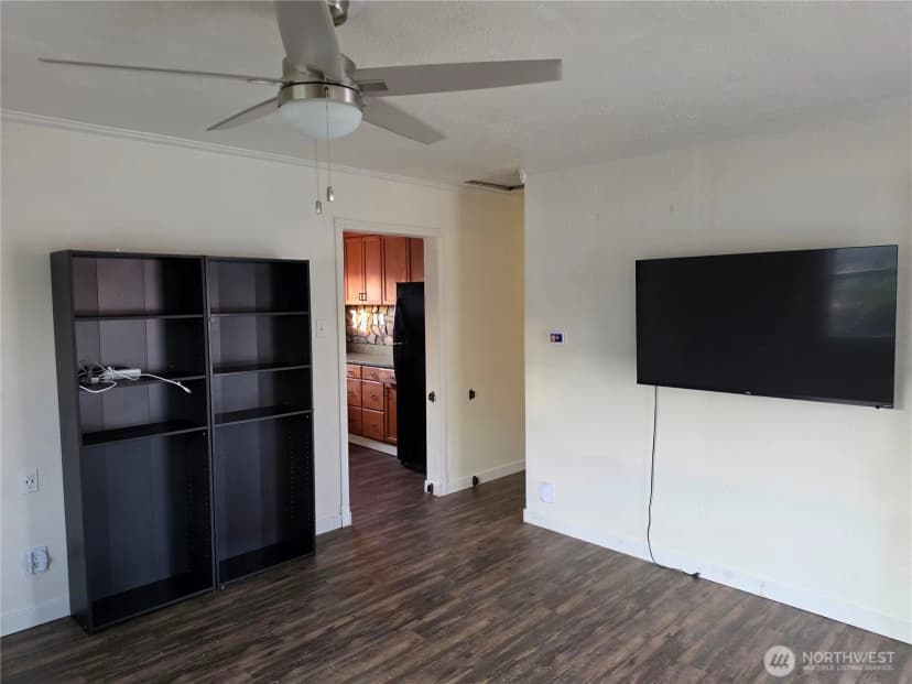 Property photo for 225 14th Street Se, Auburn photo 3