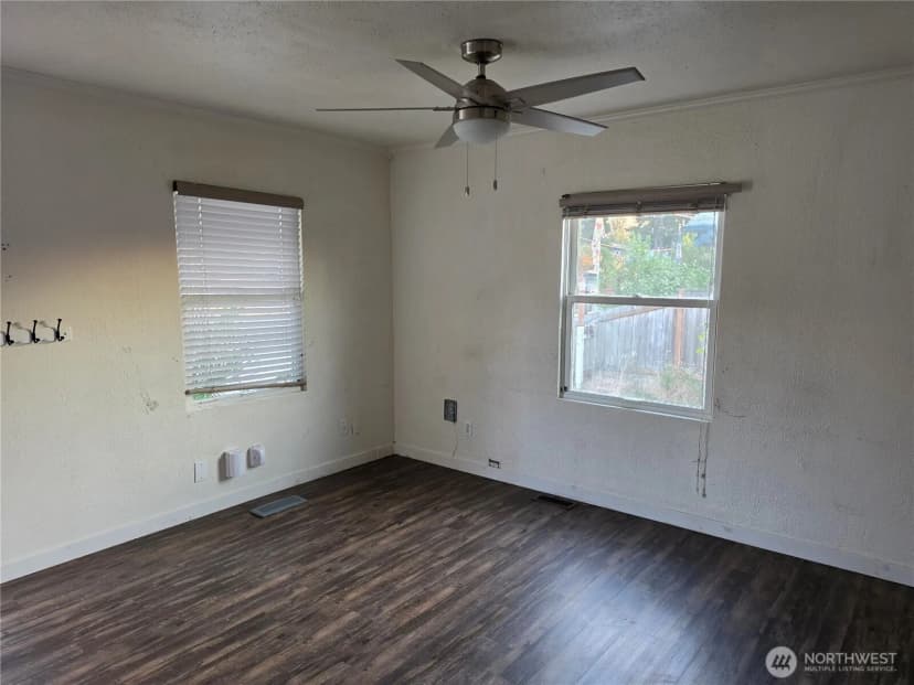 Property photo for 225 14th Street Se, Auburn photo 9