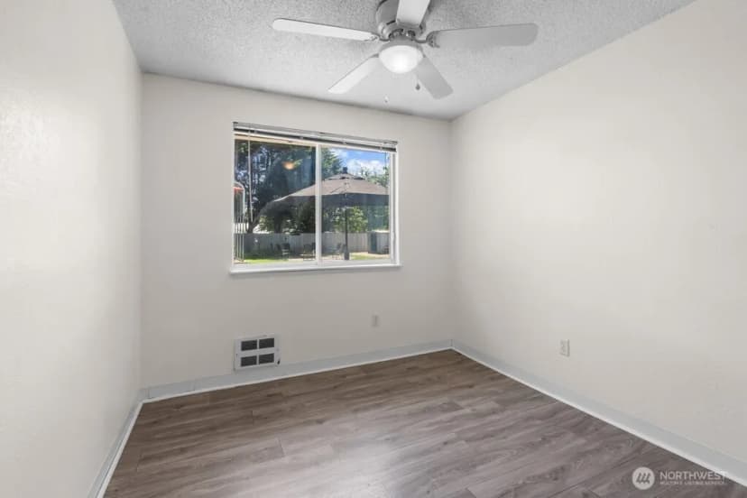 Property photo for 733 2nd Avenue Ne, Pacific photo 14