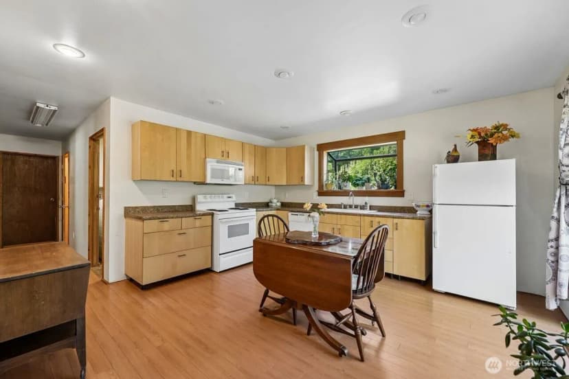 Property photo for 3105 347th Street S, Roy photo 6