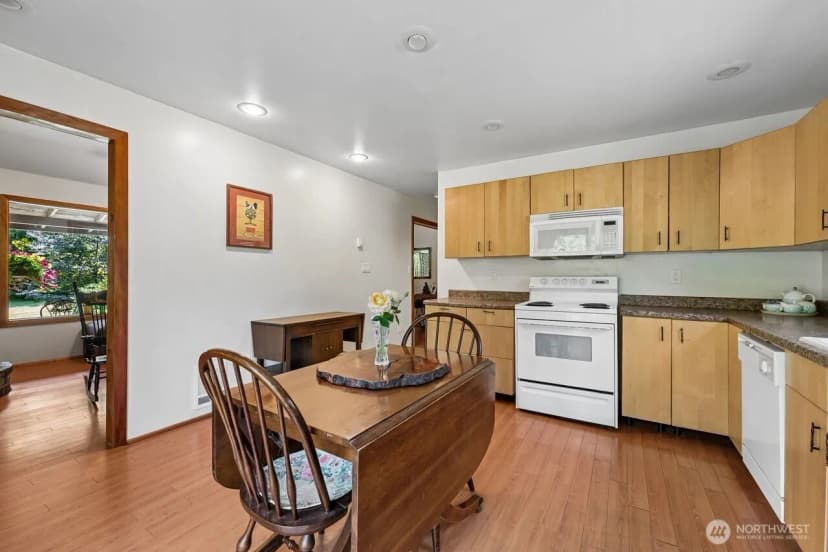 Property photo for 3105 347th Street S, Roy photo 7