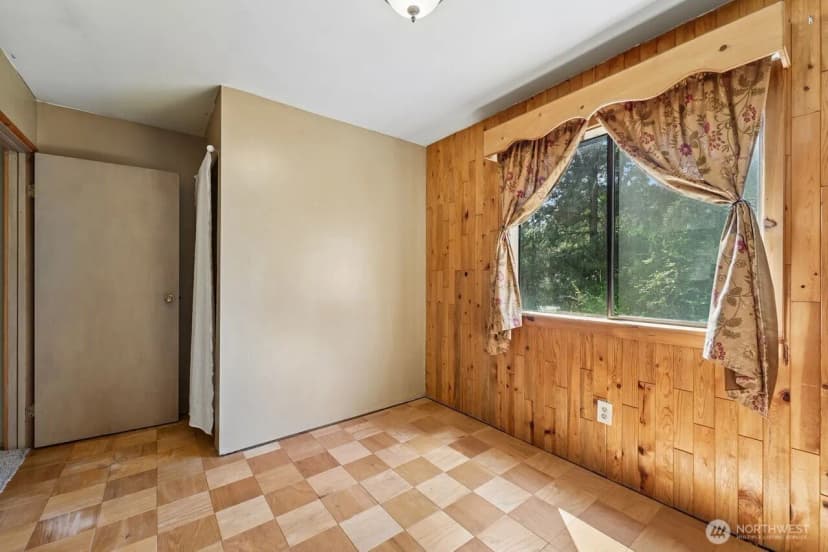 Property photo for 3105 347th Street S, Roy photo 21
