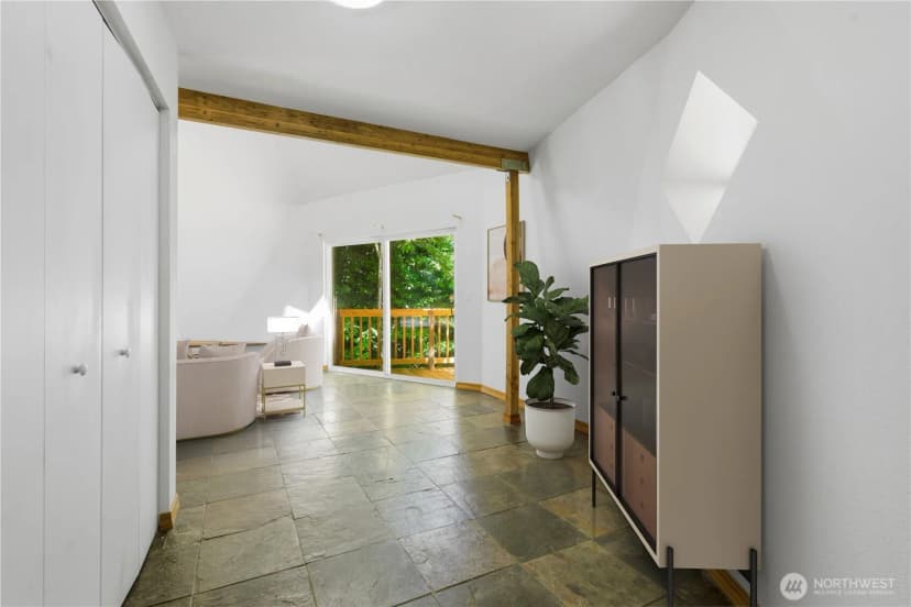 Property photo for 16524 35th Avenue Ne, Lake Forest Park photo 5