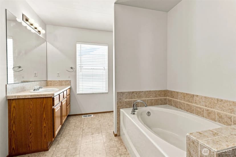 Property photo for 3086 Walker Road, Dupont photo 14