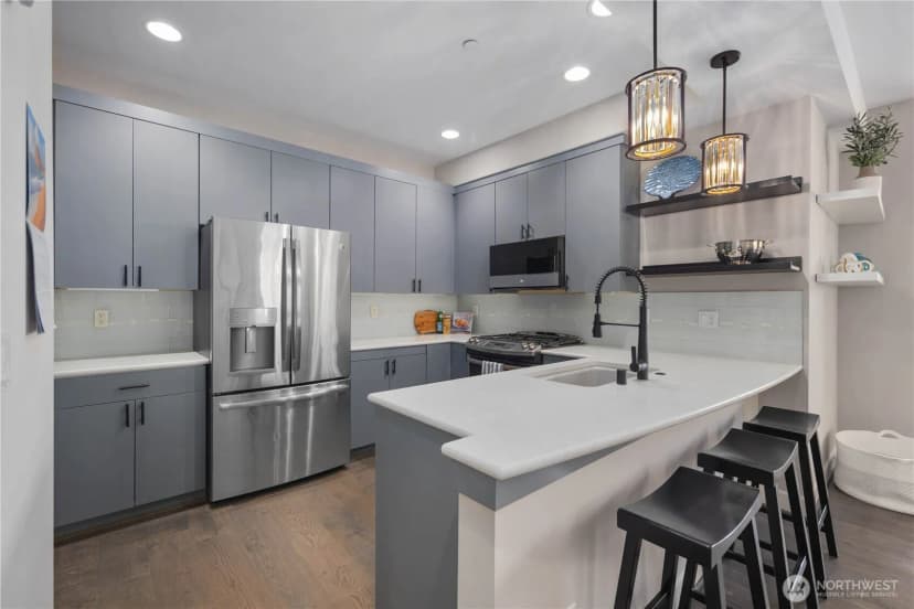Property photo for 7549 Se 29th Street #103, Mercer Island photo 12