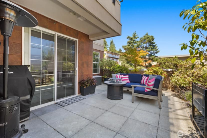 Property photo for 7549 Se 29th Street #103, Mercer Island photo 32