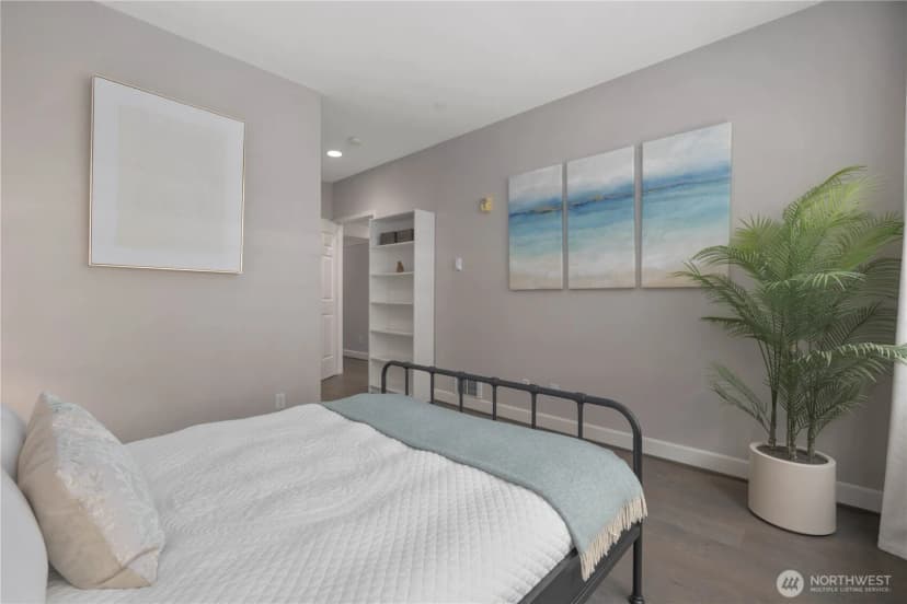 Property photo for 7549 Se 29th Street #103, Mercer Island photo 17