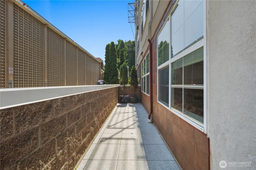 Property photo for 7549 Se 29th Street #103, Mercer Island photo 34