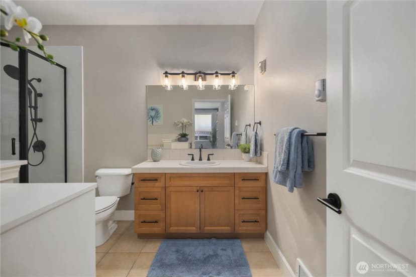 Property photo for 7549 Se 29th Street #103, Mercer Island photo 21