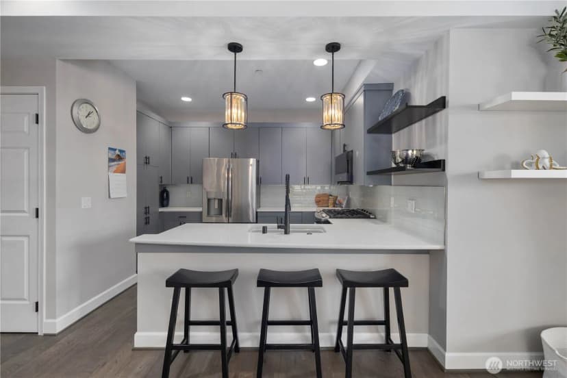 Property photo for 7549 Se 29th Street #103, Mercer Island photo 13