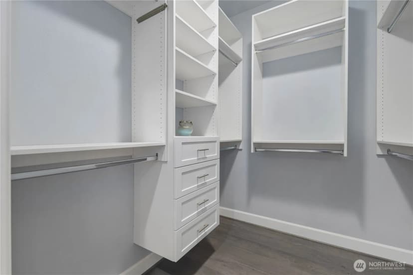 Property photo for 7549 Se 29th Street #103, Mercer Island photo 19