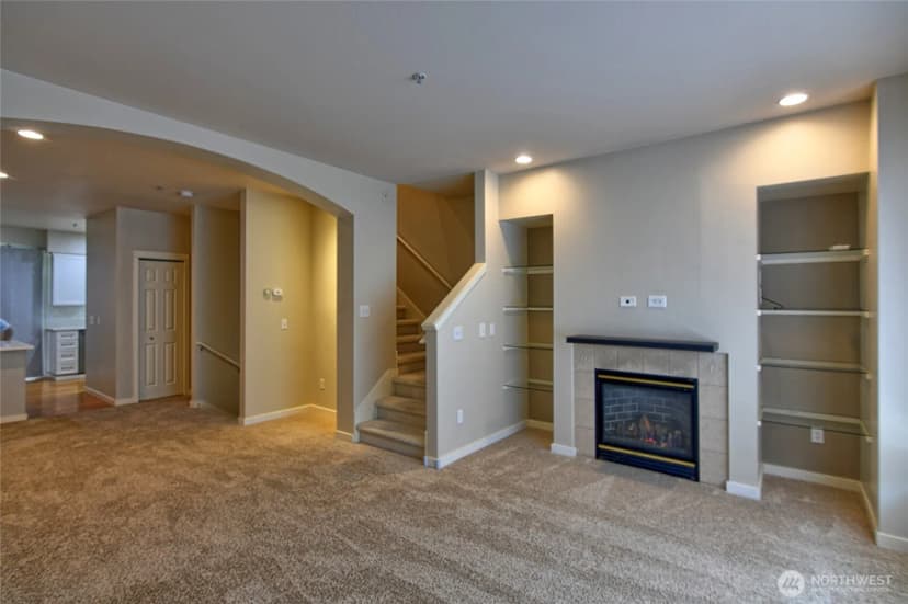 Property photo for 7214 Ne 182nd Street #3, Kenmore photo 10