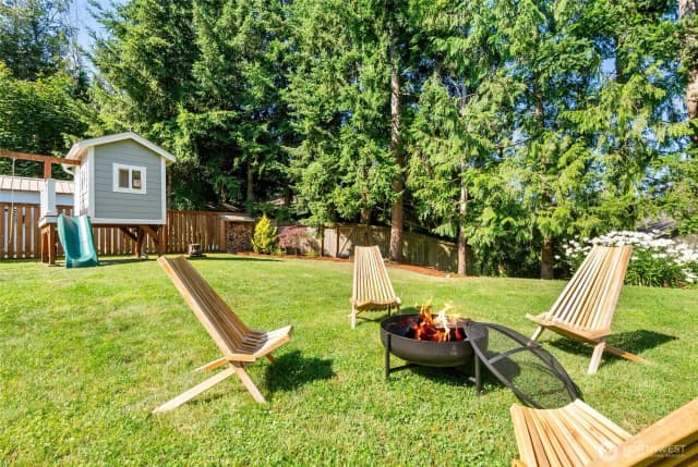 Property photo for 4372 Lakeview Court, Bellingham photo 3