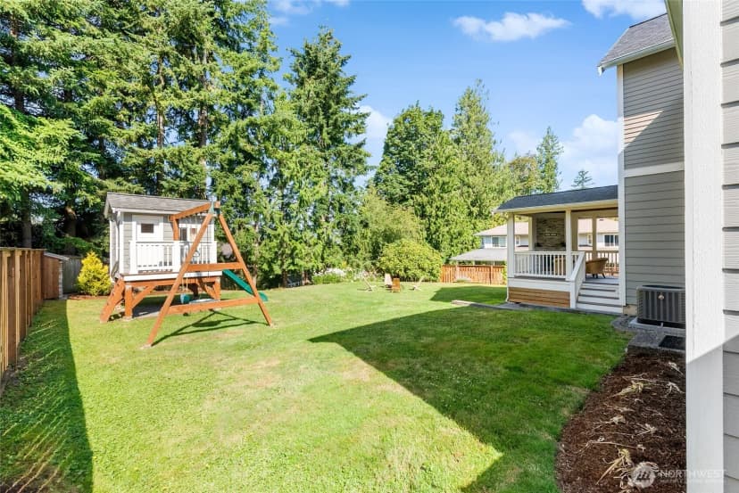 Property photo for 4372 Lakeview Court, Bellingham photo 2