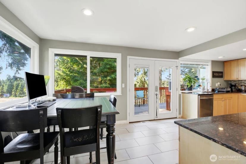 Property photo for 13305 115th Avenue Ne, Kirkland photo 11