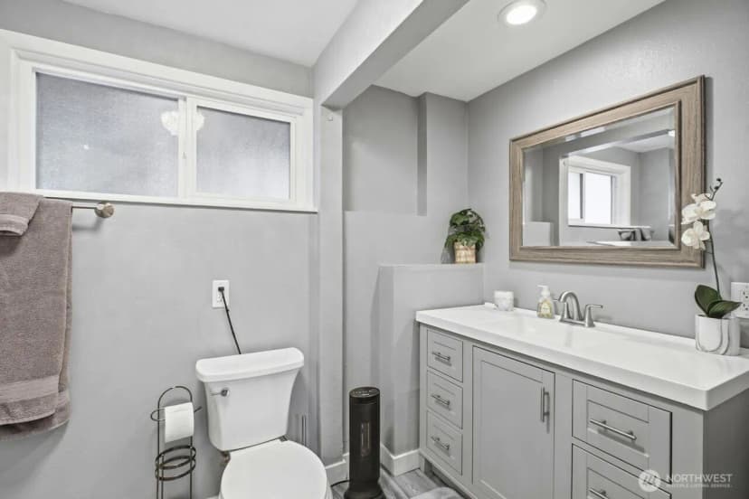 Property photo for 13305 115th Avenue Ne, Kirkland photo 26