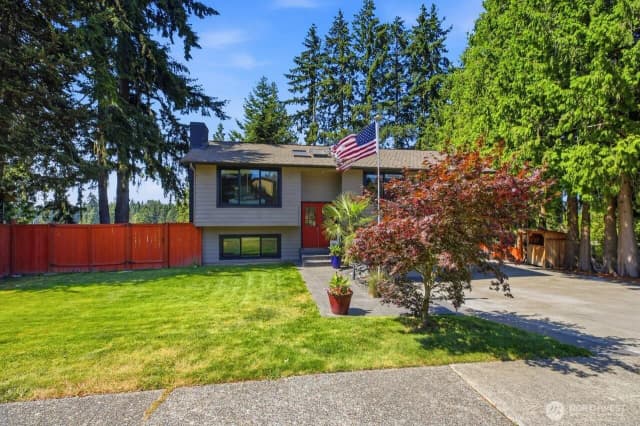 Property photo for 13305 115th Avenue Ne, Kirkland photo 3