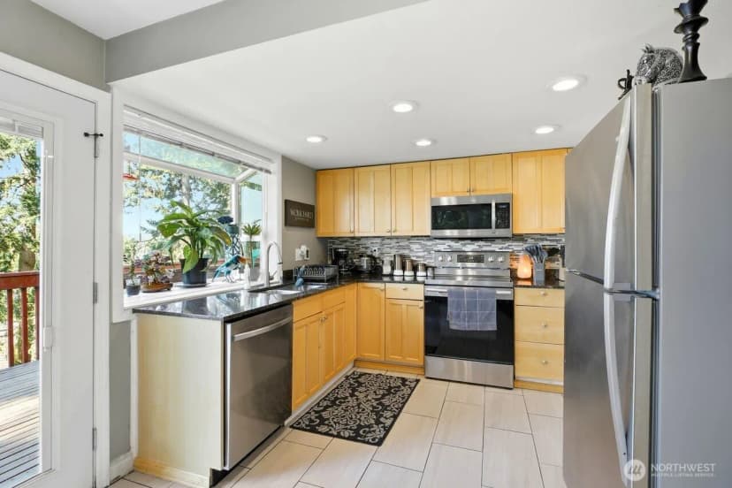 Property photo for 13305 115th Avenue Ne, Kirkland photo 6