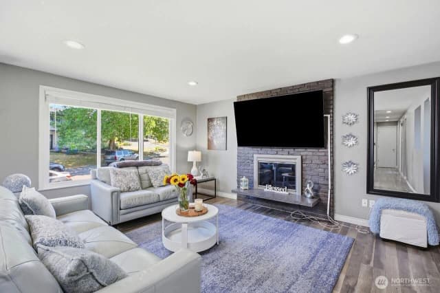 Property photo for 13305 115th Avenue Ne, Kirkland photo 5