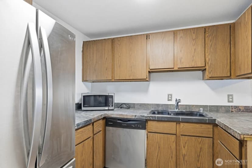 Property photo for 4002 S 158th Street, Tukwila photo 6