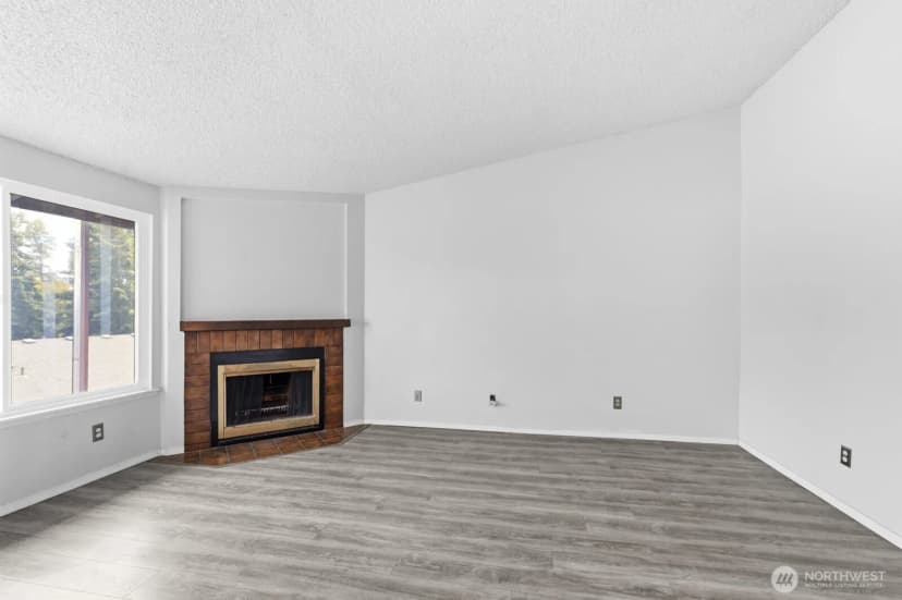 Property photo for 4002 S 158th Street, Tukwila photo 9