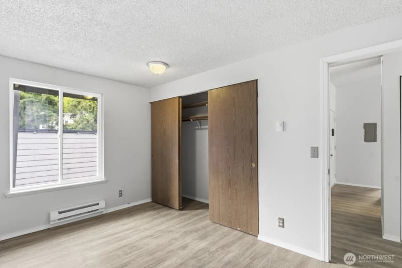 Property photo for 4002 S 158th Street, Tukwila photo 13