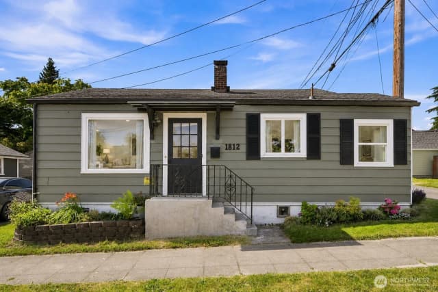 Property photo for 1812 23rd Street, Everett