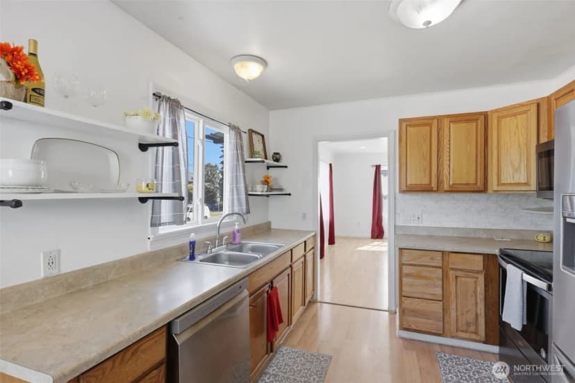 Property photo for 1812 23rd Street, Everett photo 16