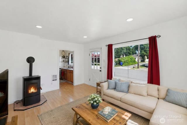 Property photo for 1812 23rd Street, Everett photo 5