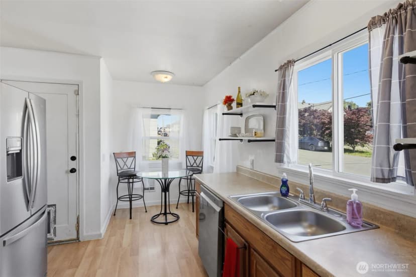 Property photo for 1812 23rd Street, Everett photo 14