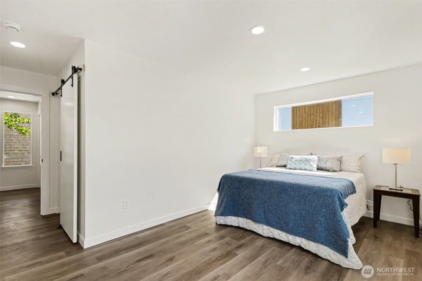 Property photo for 7776 Highland Park Way Sw #a, Seattle photo 14