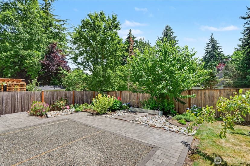 Property photo for 24305 Se 42nd Place, Sammamish photo 27