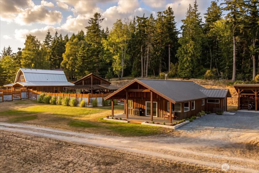 Property photo for 550 Wanamaker, Coupeville