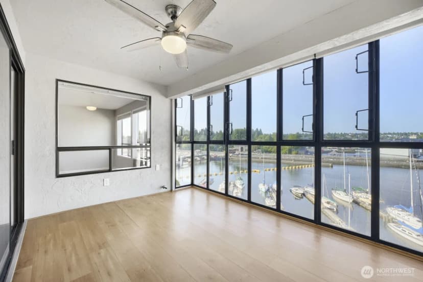 Property photo for 3100 W Commodore Way #305, Seattle photo 8