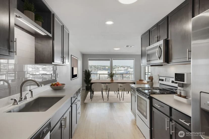 Property photo for 3100 W Commodore Way #305, Seattle photo 23
