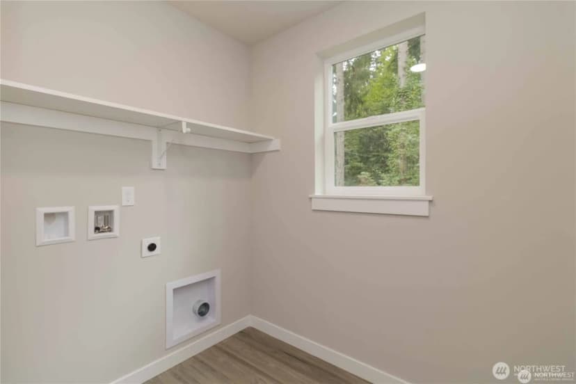 Property photo for 21649 Clear Lake Boulevard Se, Yelm photo 16
