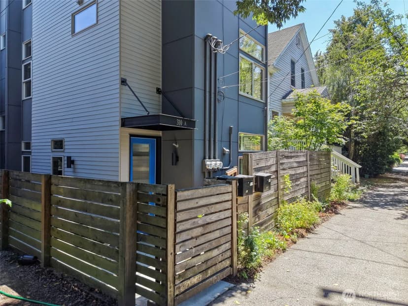 Property photo for 310 21st Avenue #a, Seattle photo 31