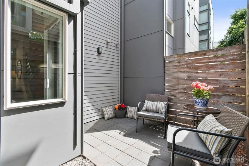 Property photo for 310 21st Avenue #a, Seattle photo 29