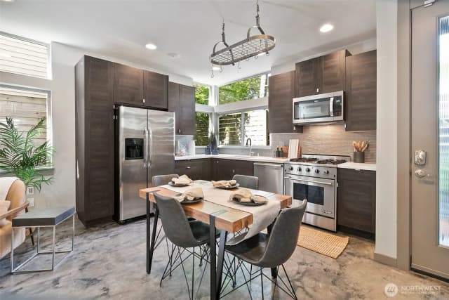Property photo for 310 21st Avenue #a, Seattle photo 3