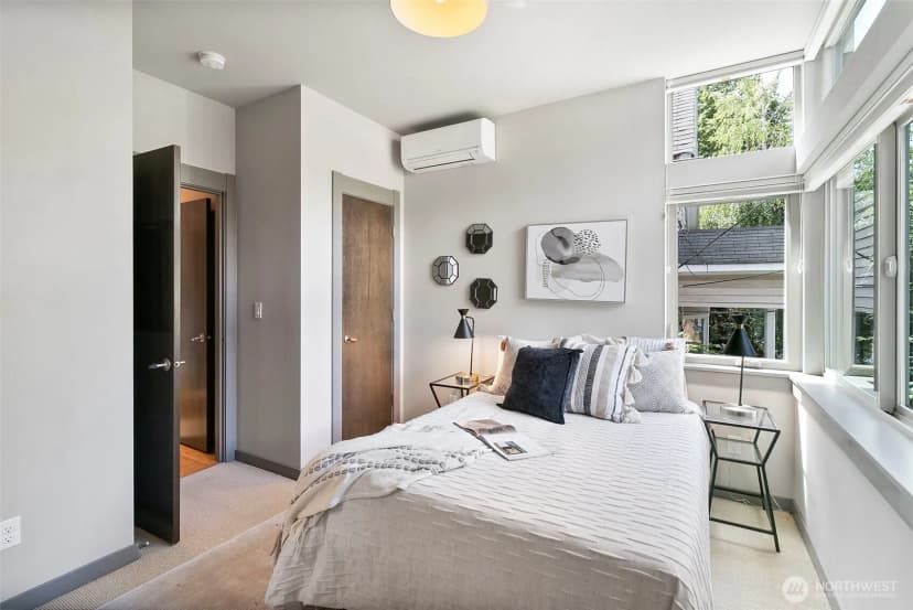Property photo for 310 21st Avenue #a, Seattle photo 15