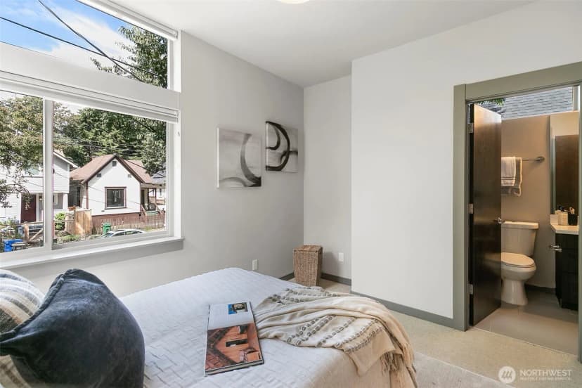 Property photo for 310 21st Avenue #a, Seattle photo 16